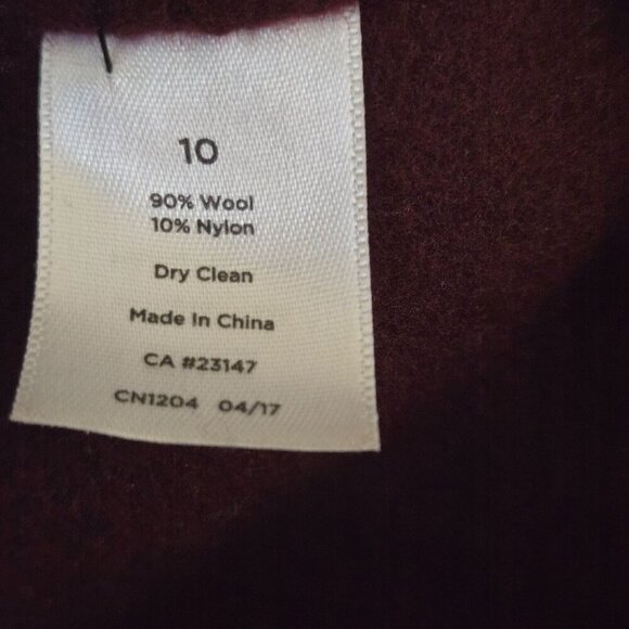 Talbots Burgundy Wool Blazer 2 Button Closure Pockets Size 10 - Picture 4 of 4